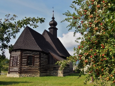 Maršíkov - Srubový celodřevěný kostel sv.Michaela_4
