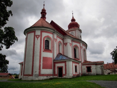 Lišťany - Kostel sv. Petra a Pavla_9